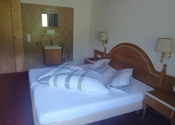 Goldmann, Haus 图克斯